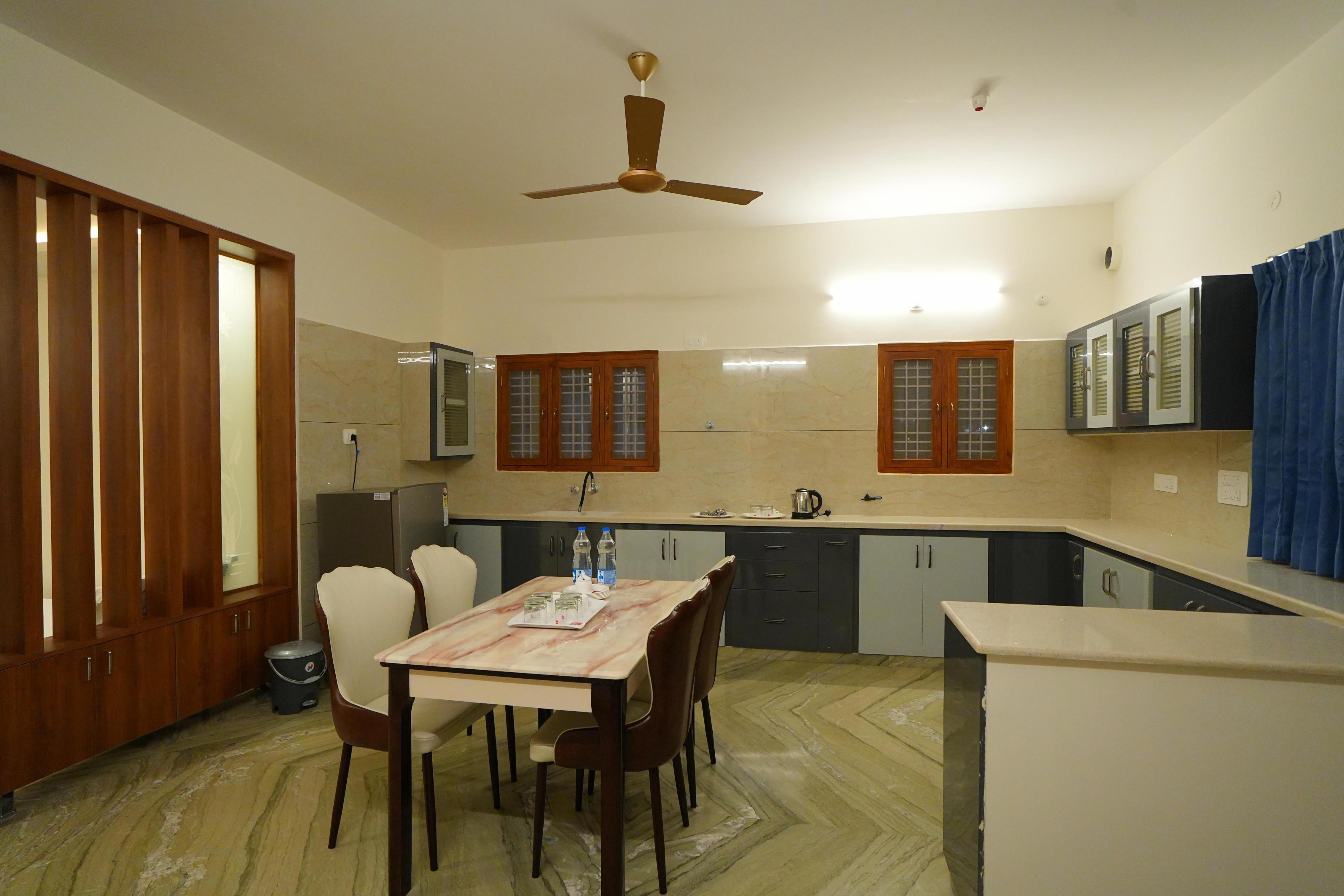 Trimukha 3BHK Home Stays - Tap to explore photos