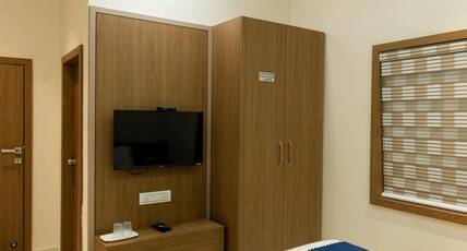 Hotel Vrinda Room Type - Deluxe Suite
