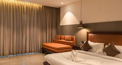 Hotel Omaya Garden Room Type - Deluxe Room