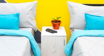 Z Express Green Valley Room Type - Standard Twin | Comfort and Free Wifi