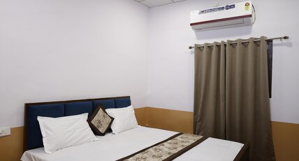 Hotel Shivika Room Type - Standard room