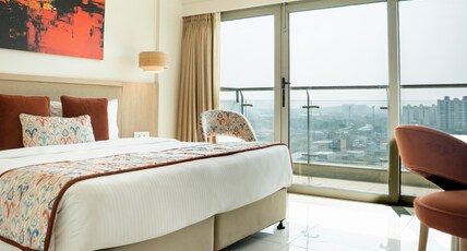 AR Suites KLJ Square Room Type - Studio - King Room with Balcony