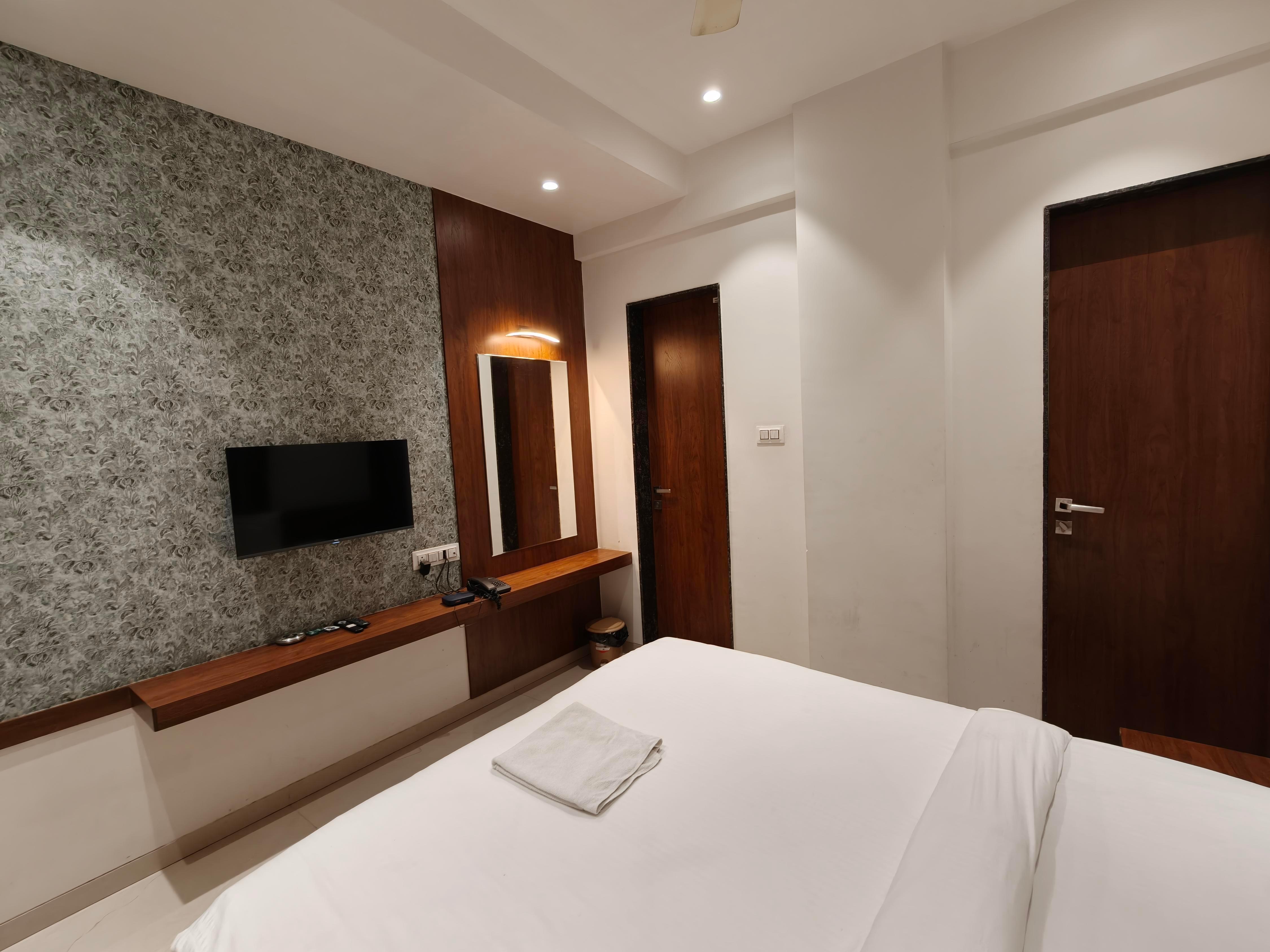 Hotel DRC Devi Prasad - Tap to explore photos