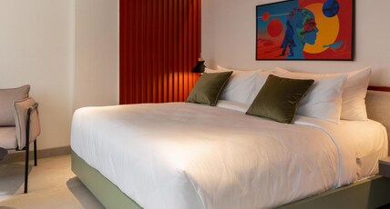 Spektrum Hotel Bengaluru Airport Room Type - Deluxe Room With Bathtub