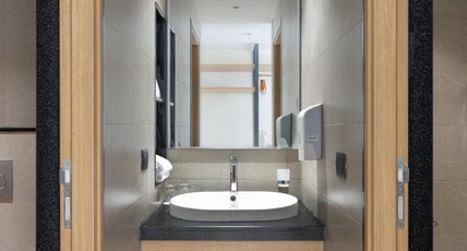 Lilac Kumbakonam Room Type - Premium Room