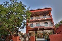 Hotel Dev Vilas 600 Metres from Taj Mahal