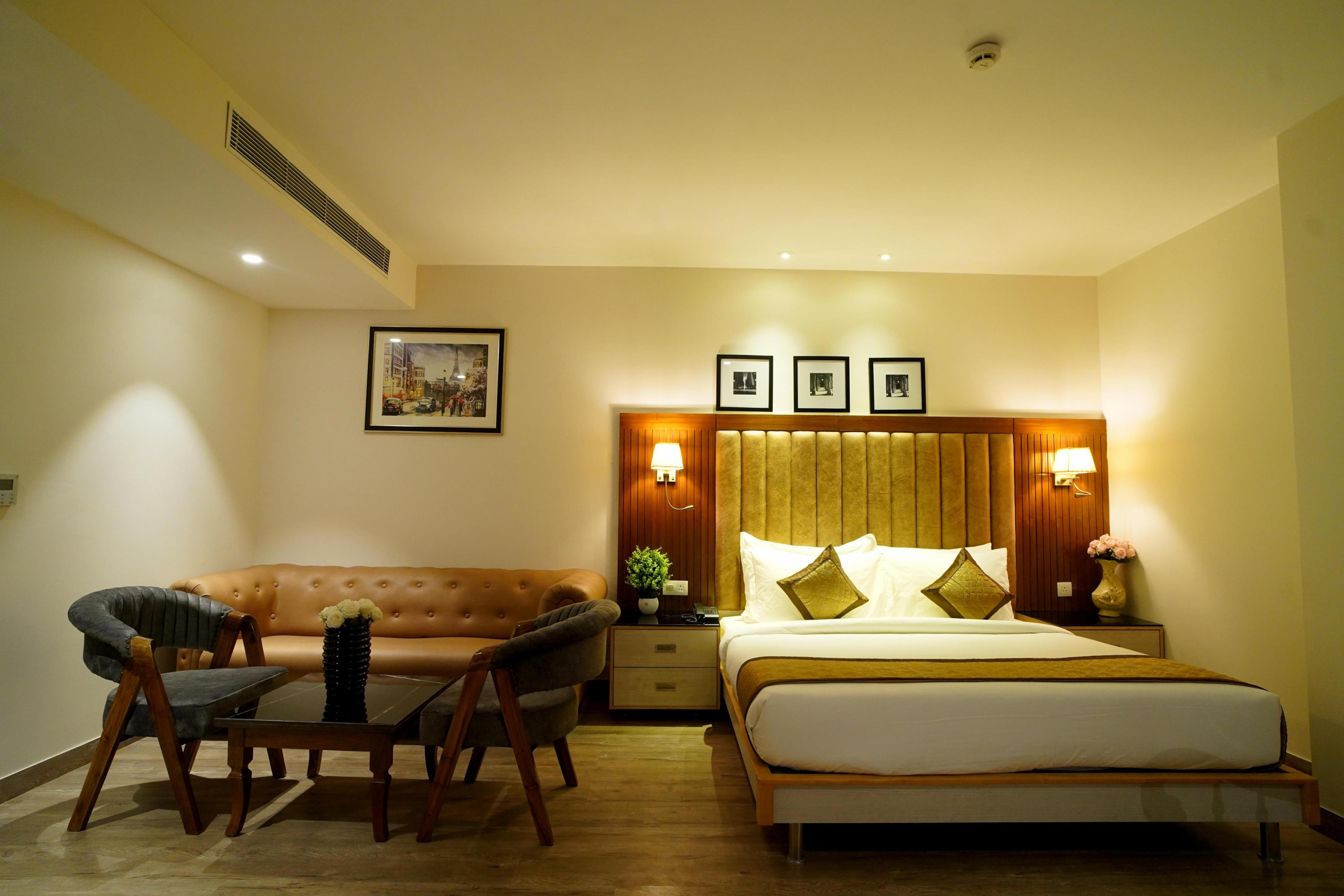 Hotel Sakura Gold by Maps Group Room Type - Club Superior Room With Jacuzzi (Swimming Pool Access)