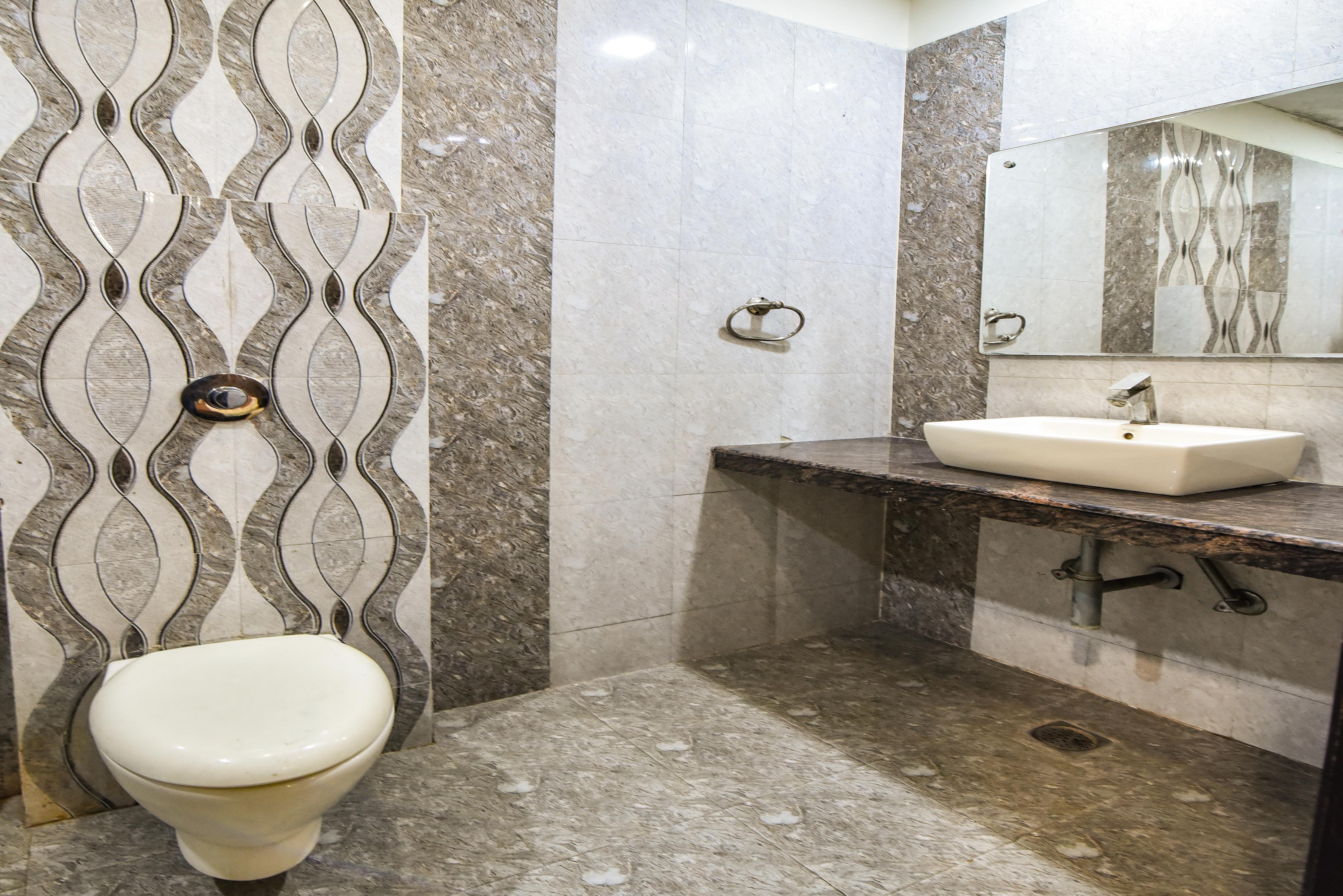 Hotel Akaal Heights - Tap to explore photos