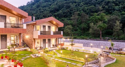 DLS Divine River Resort & Spa Room Type - Riverfront Luxury Room with Balcony