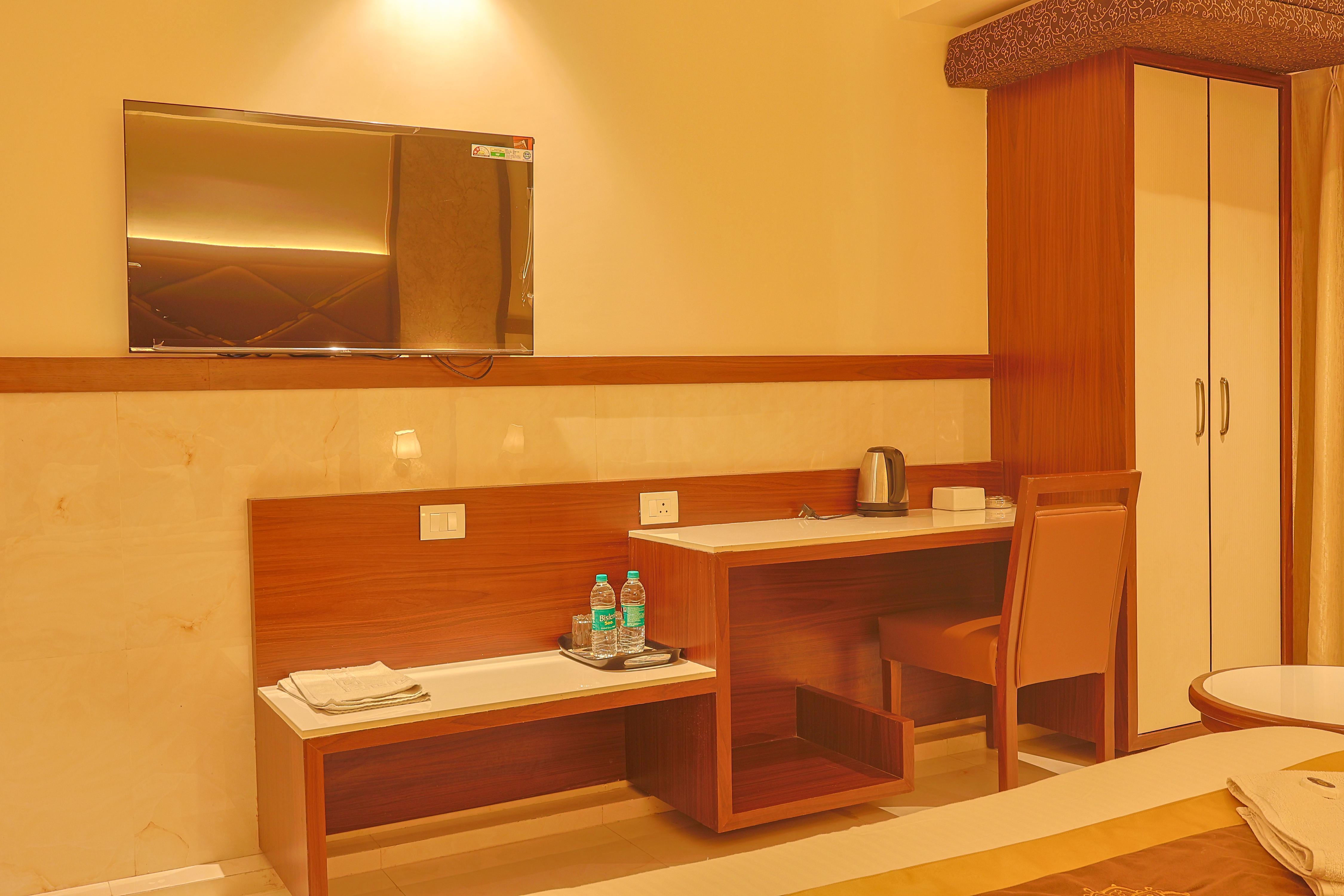 HOTEL PRESTIGE RESIDENCY - Tap to explore photos