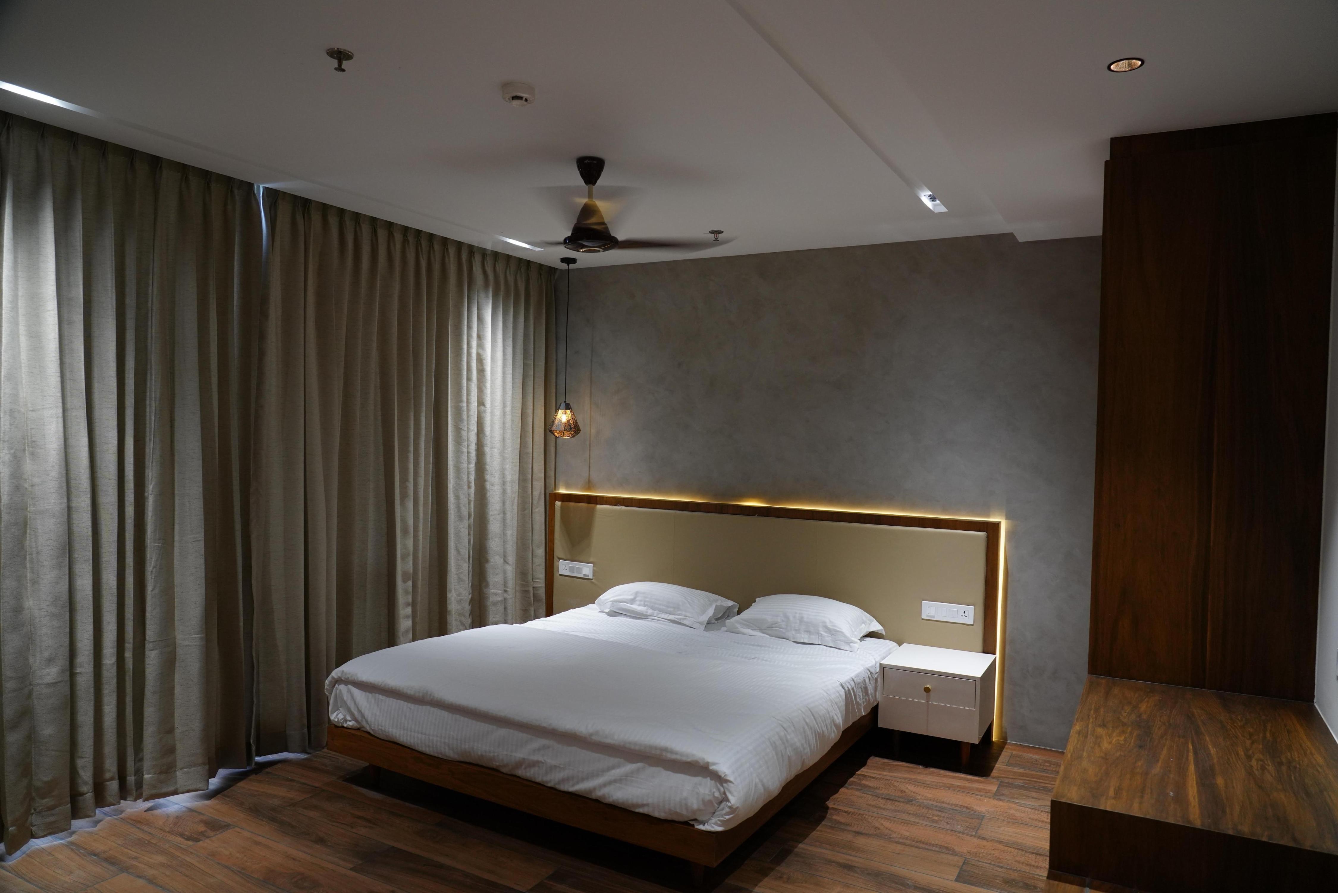 Royal Holidays & Stays Room Type - Deluxe Room
