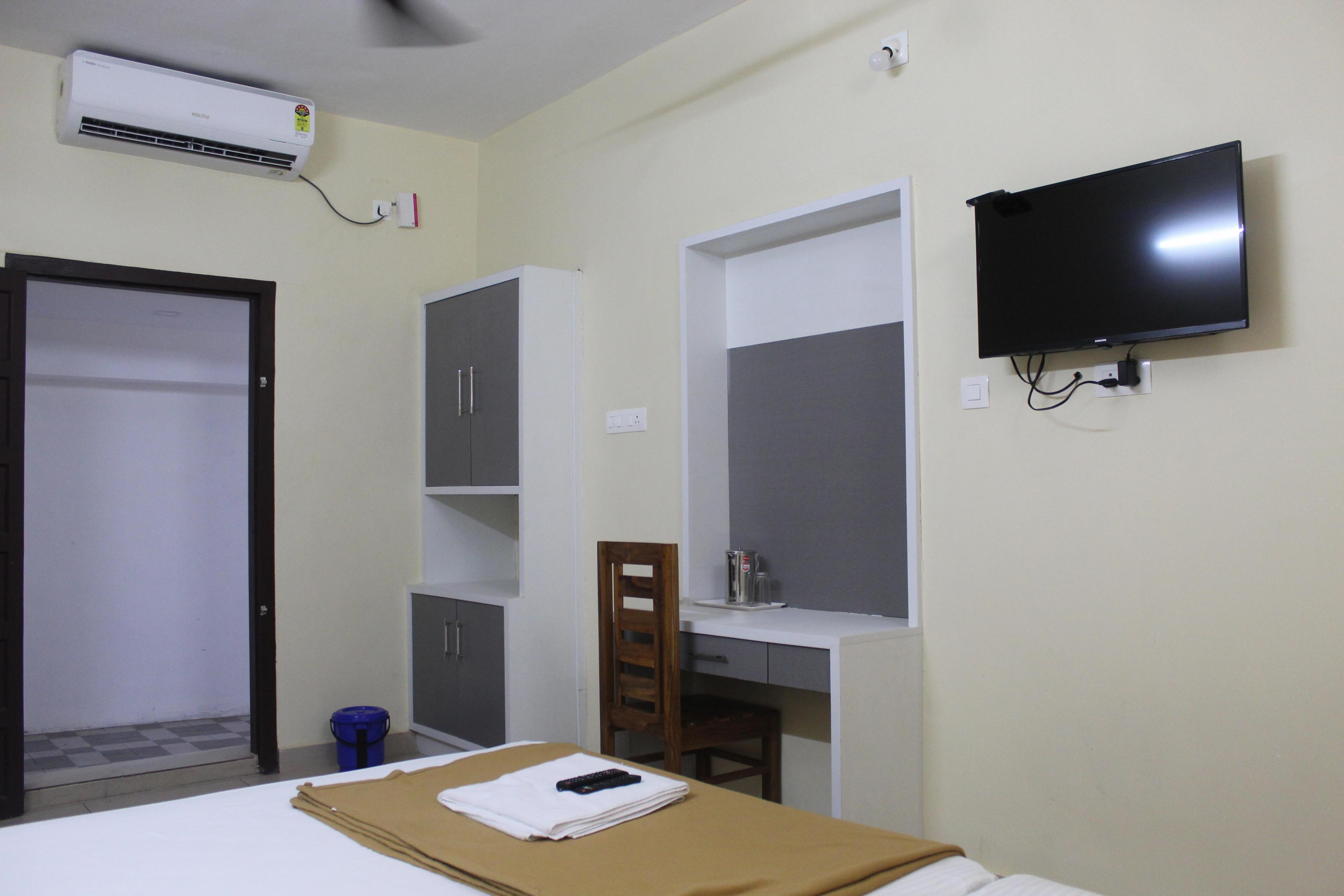 Anna Hotel and Restaurant Room Type - Double Room Ac