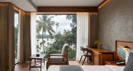 Sterling Lontano Waterfront Wayanad Room Type - Waterfront Room with Balcony