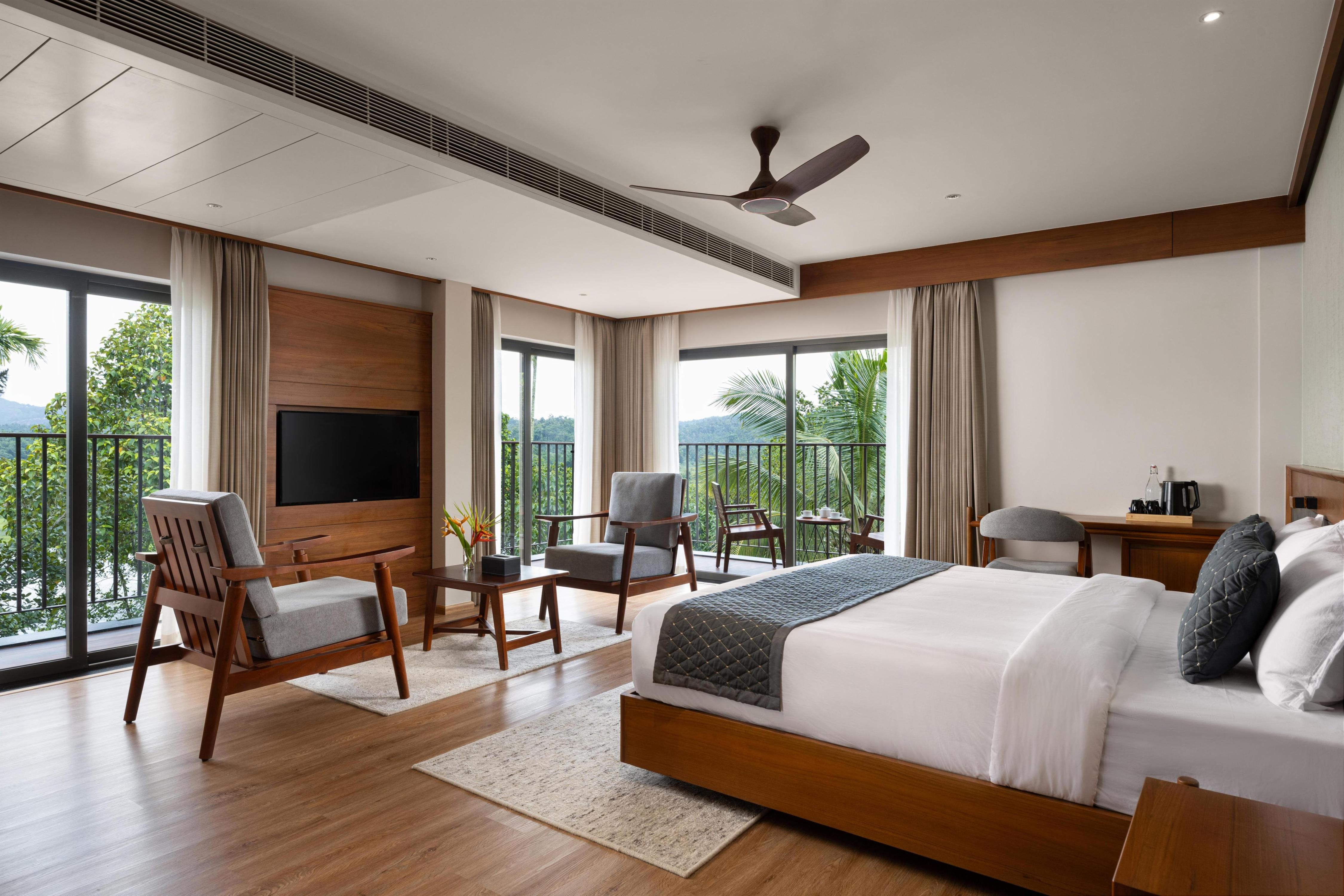 Sterling Lontano Waterfront Wayanad Room Type - Waterfront Suite with Balcony