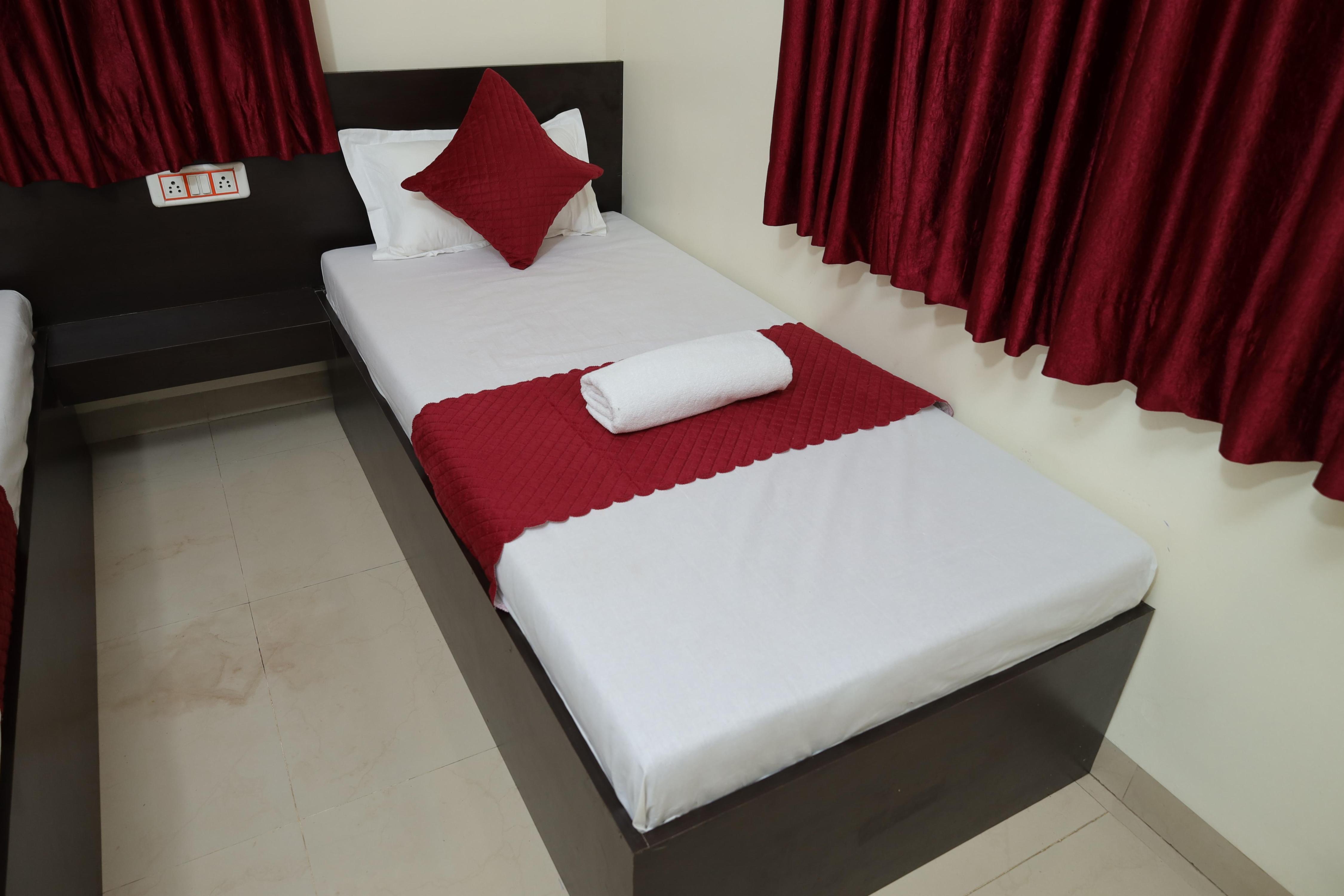 Laxmi Narayan Service Apartment - Tap to explore photos