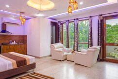 Hotel Ashiyana Elite near by golf course road