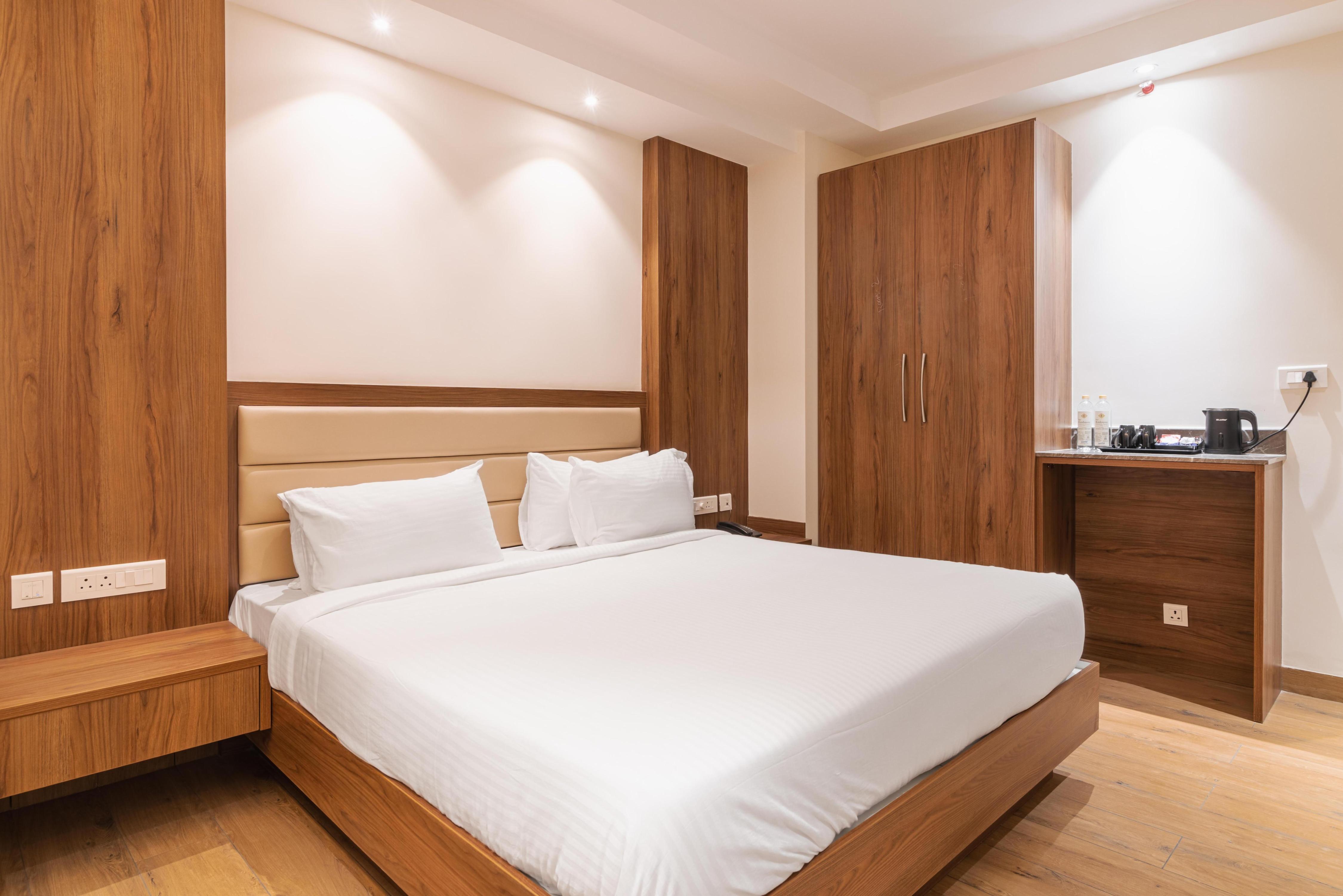 Hotel Royal Embassy - Tap to explore photos