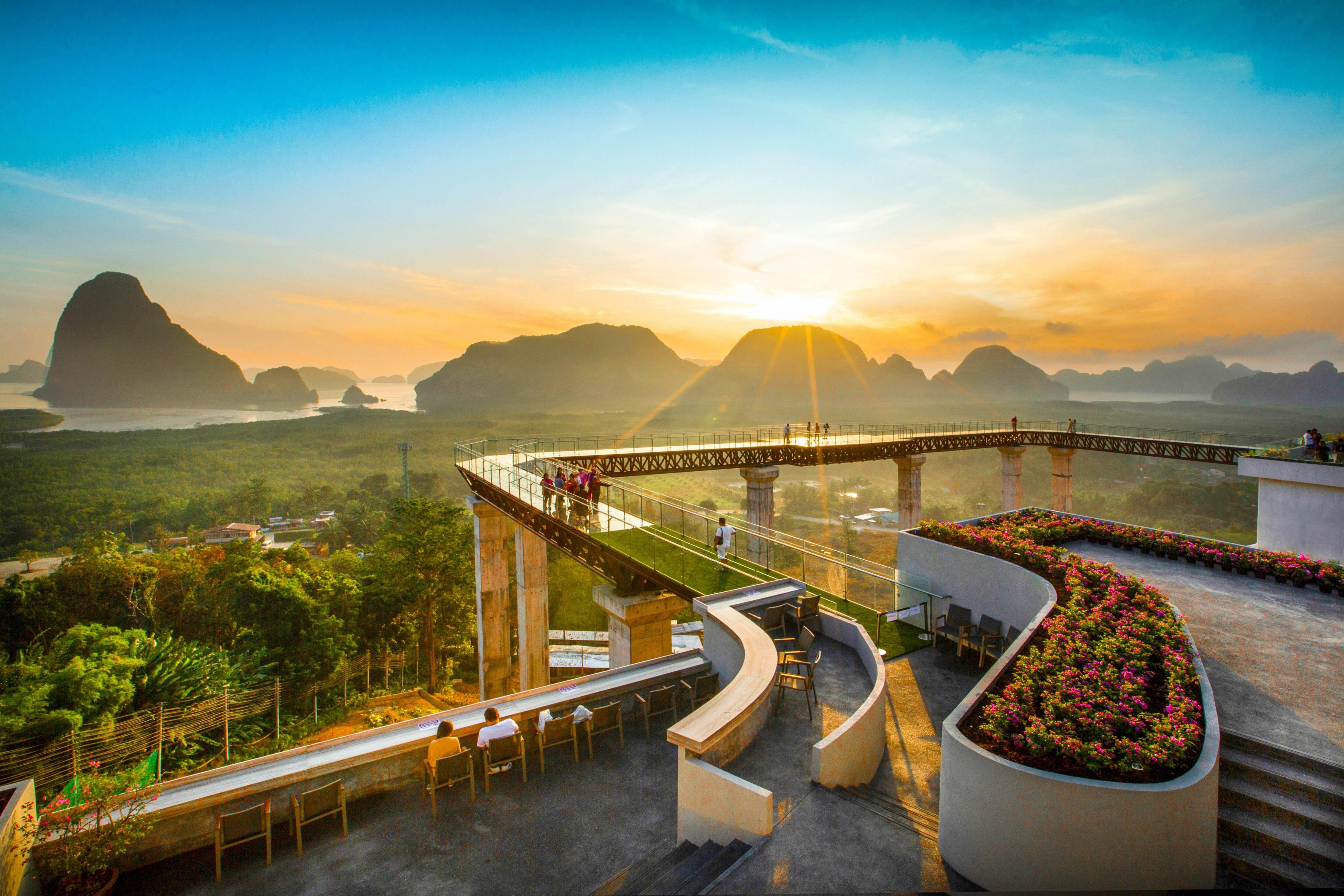 Beyond Skywalk Nangshi