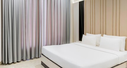 Hotel Elinor- 800 MTR away From Taj mahal Room Type - Emerald Suite Hotel Elinor- 800 MTR away From Taj mahal Room Type - Emerald Suite