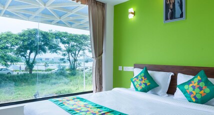 Treebo Airsuite Airport Hotel Room Type - Economy Room
