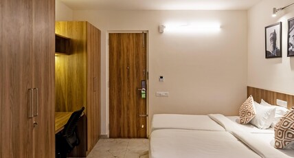 Wandr Hotel Ulsoor Room Type - Deluxe Queen Room Wandr Hotel Ulsoor Room Type - Deluxe Queen Room