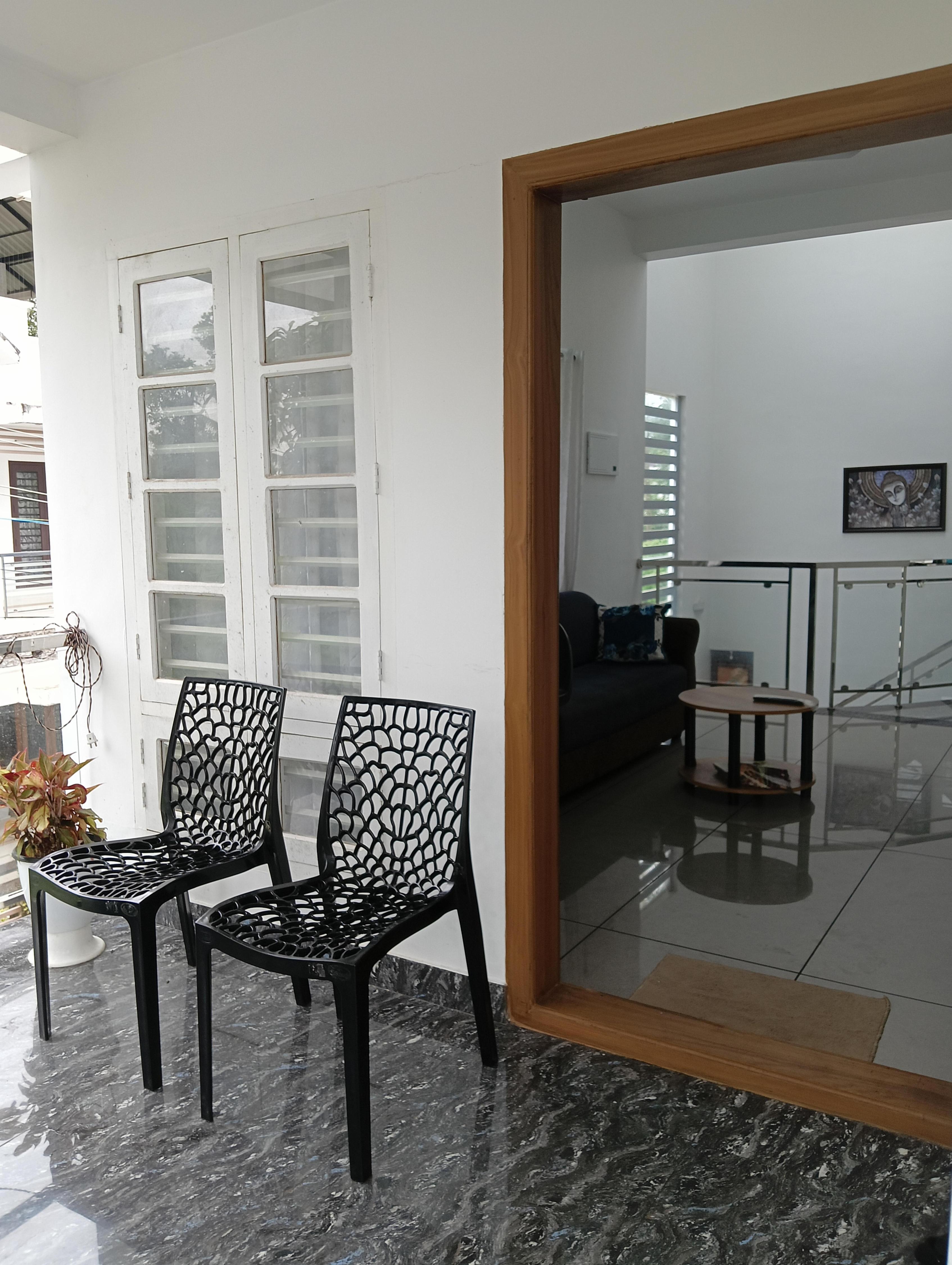 Rohini Homestay - Tap to explore photos