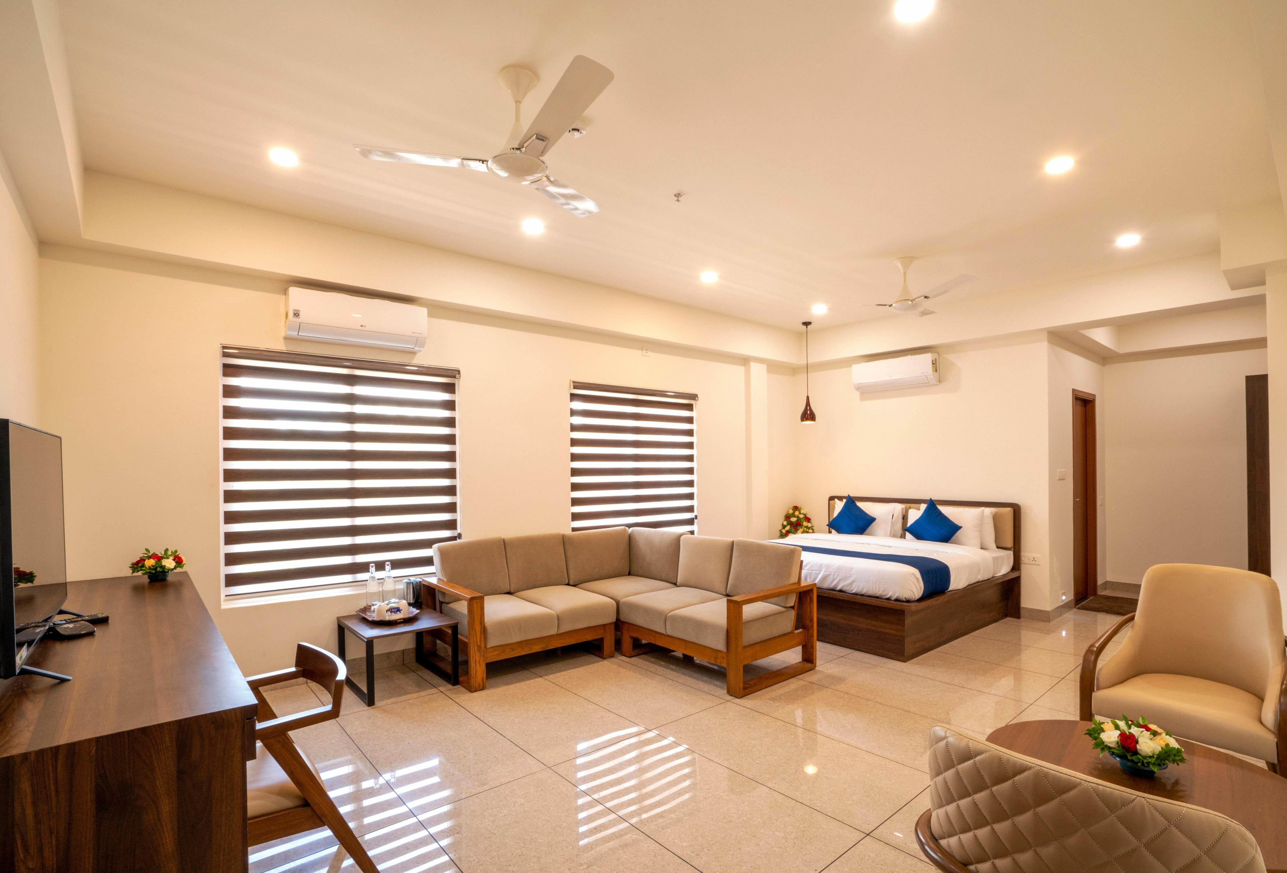 KUMBANAD HERITAGE HOTEL Room Type - Junior Suite Room