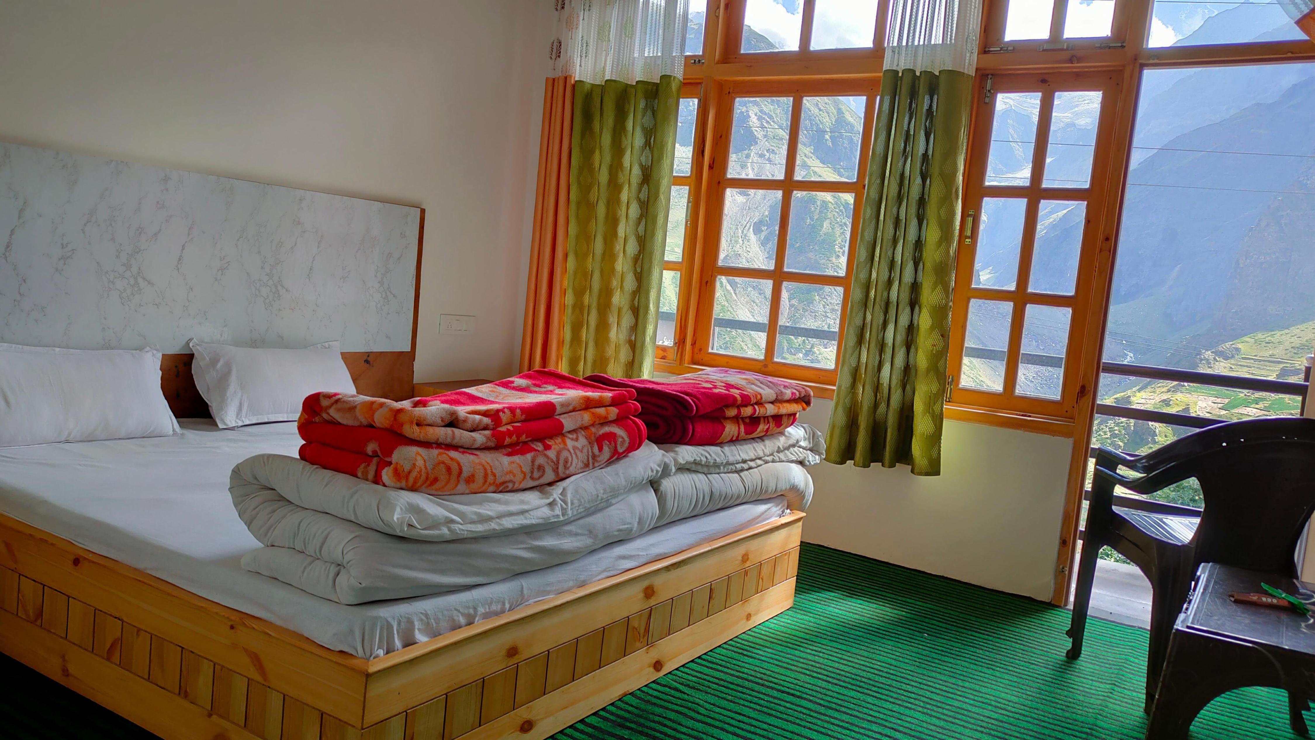 Bros Hostel & Cafe Sissu | Dorms & Private Rooms Room Type - Deluxe Private Room | Attached Washroom