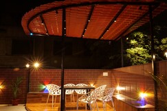 LA Castle 4BHK with Spacious Pvt Pool, Lonavala