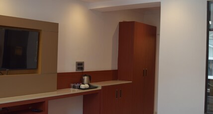 Hotel The Haven Kargil (Centrally Heated & Air Conditioned) Room Type - Deluxe Room Mountain View Hotel The Haven Kargil (Centrally Heated & Air Conditioned) Room Type - Deluxe Room Mountain View