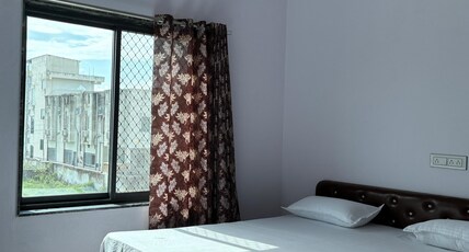 Hotel Raghunath Palace Room Type - Double Room(Non-AC)