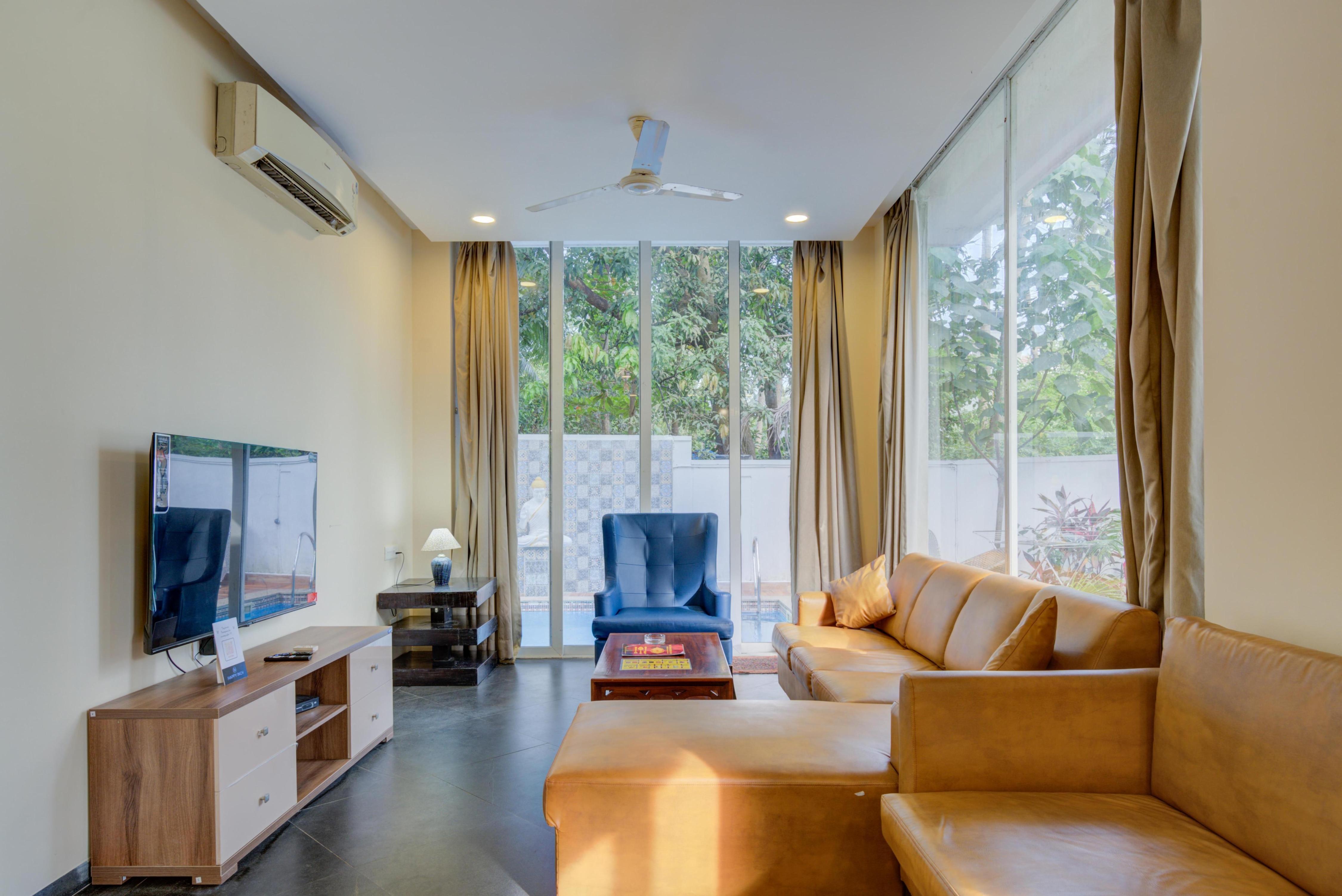 2BHK VIlla With Pool Near Beach - Tap to explore photos