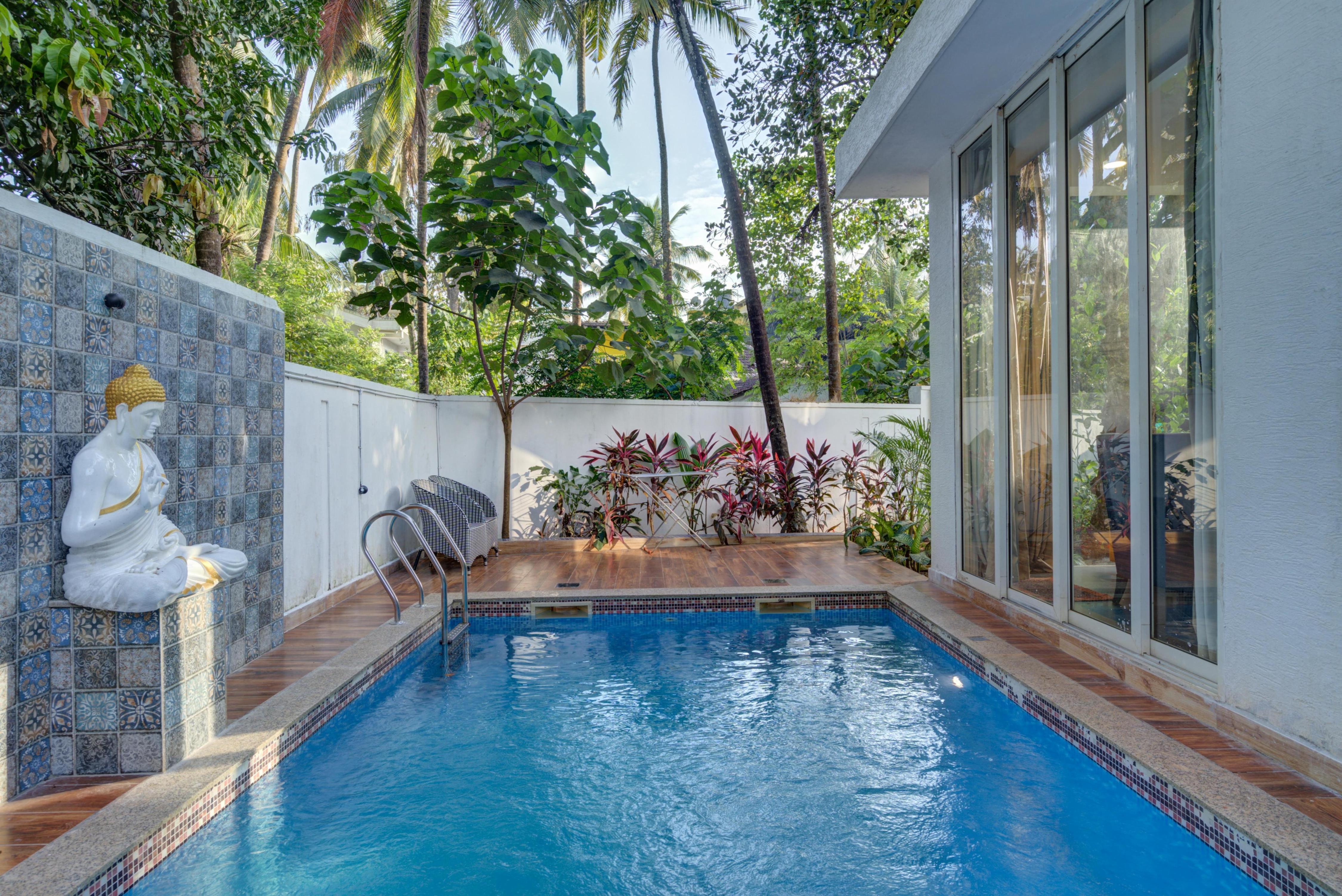 2BHK VIlla With Pool Near Beach - Tap to explore photos