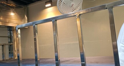 The Aroma Backpackers Room Type - Middle Beds