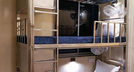 The Aroma Backpackers Room Type - Lower Beds