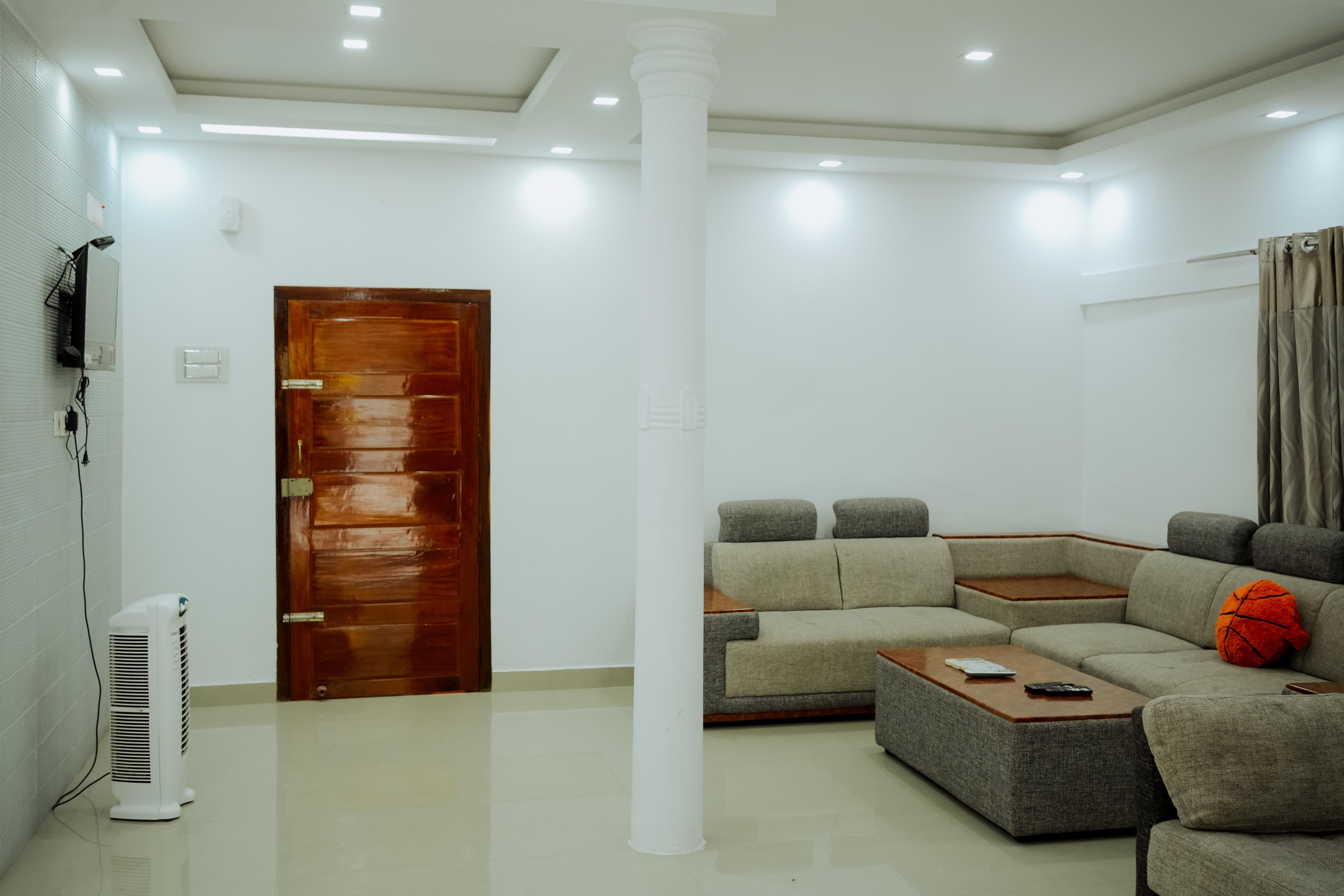 Varkala Entire Villa Hammocks Kitchen - Tap to explore photos