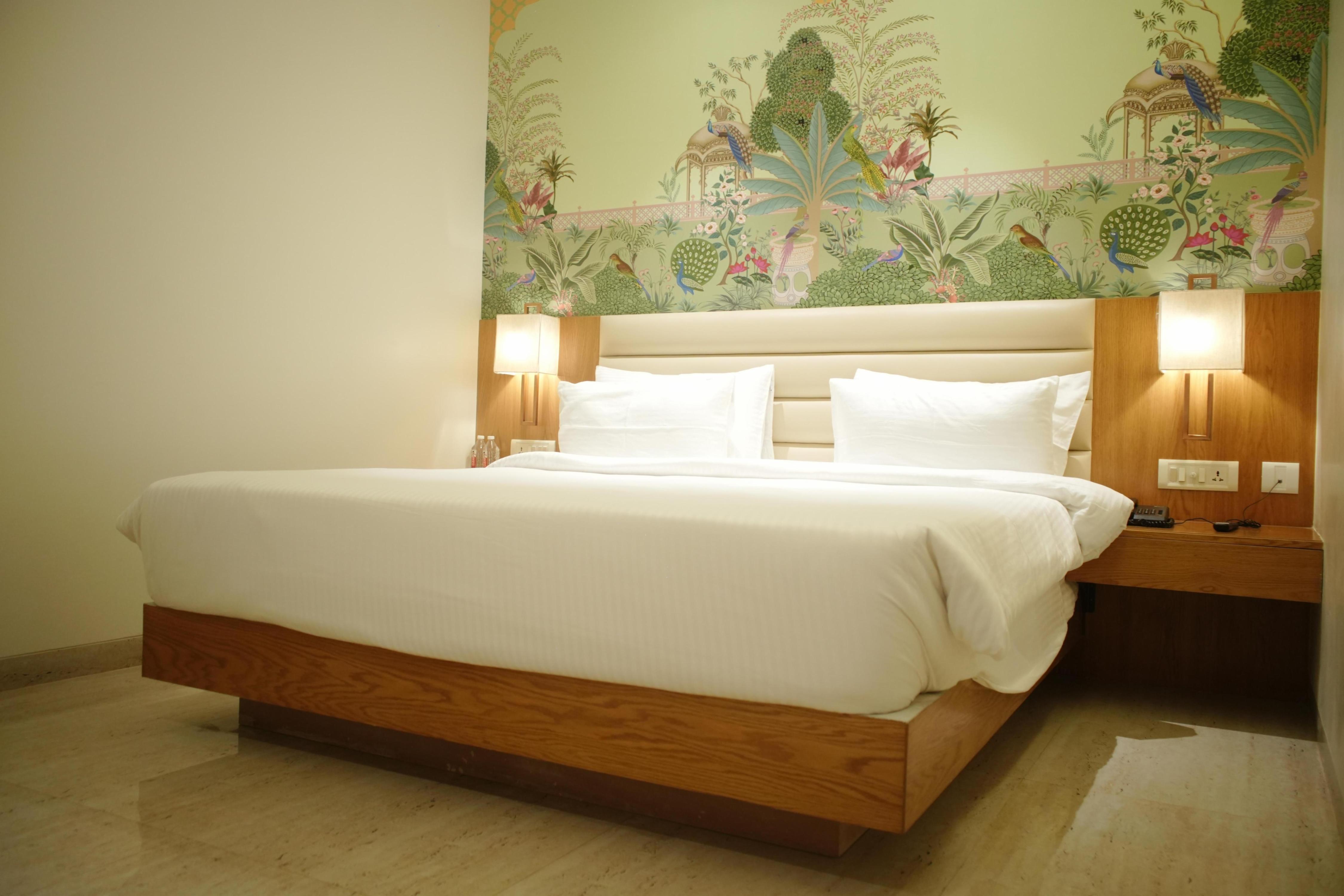 Rancehok's Room Type - Deluxe Room