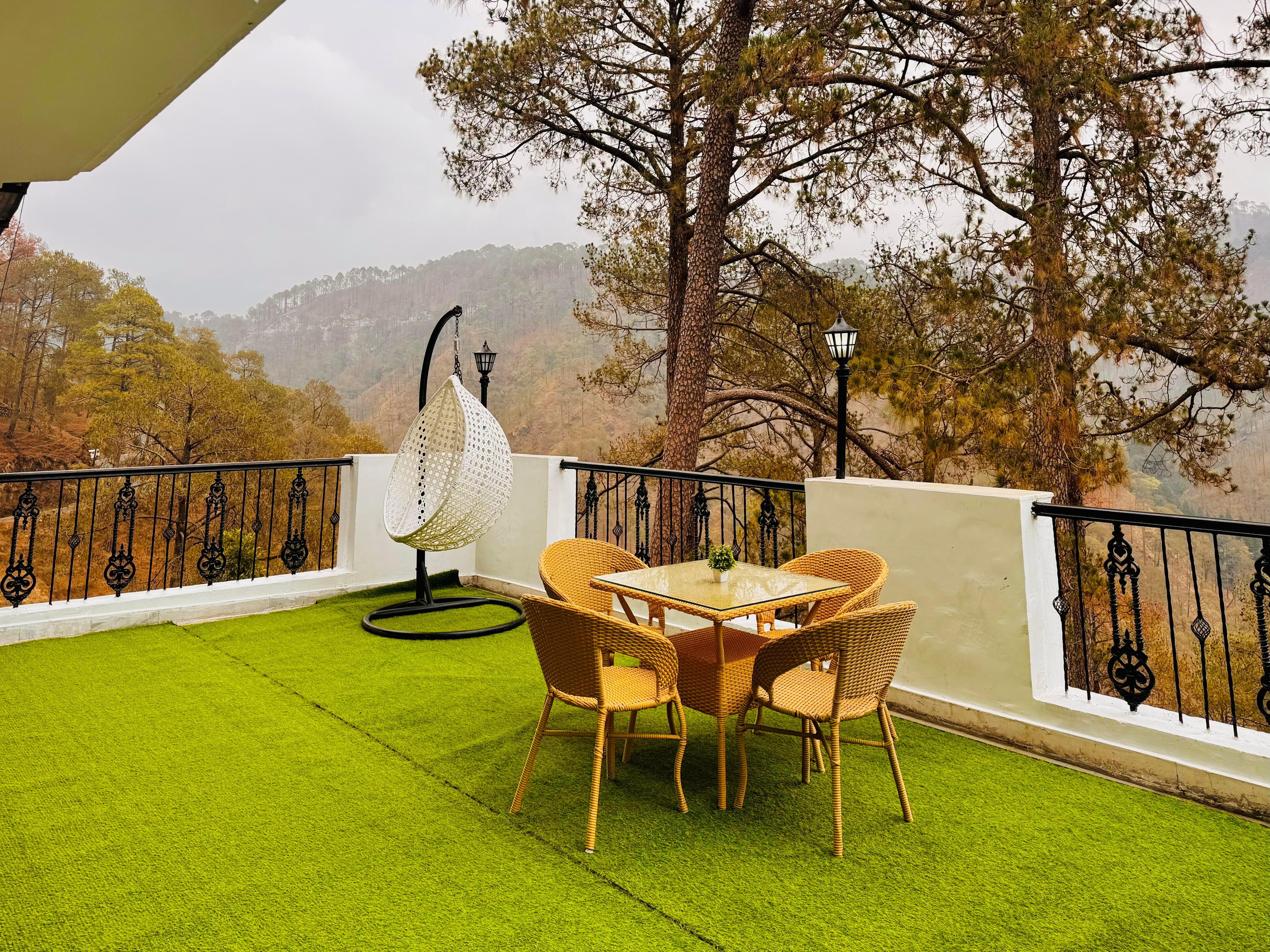 Ambience Hill near Kainchi Dham Nainital