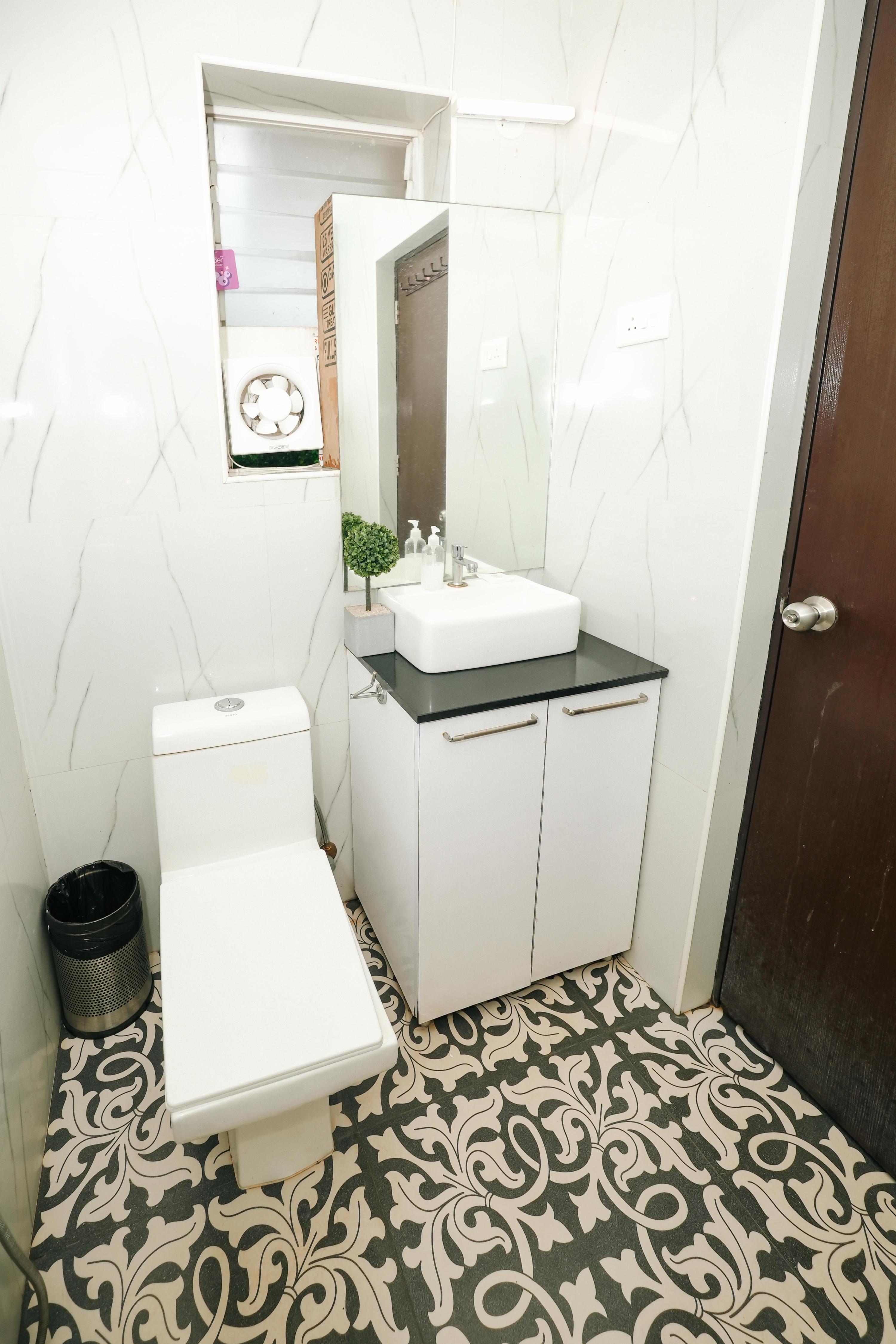 Basil Stays-La Bliss 6BHK Villa - Tap to explore photos