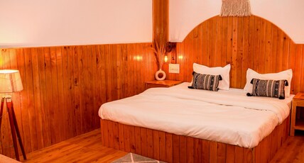 Odin Hostel Jibhi Room Type - Deluxe Double Room