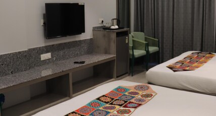 The Byke Boutique - Amra Oasis Osian Room Type - Family Suite