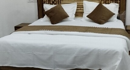 Bj Villa Room Type - Bedroom 102
