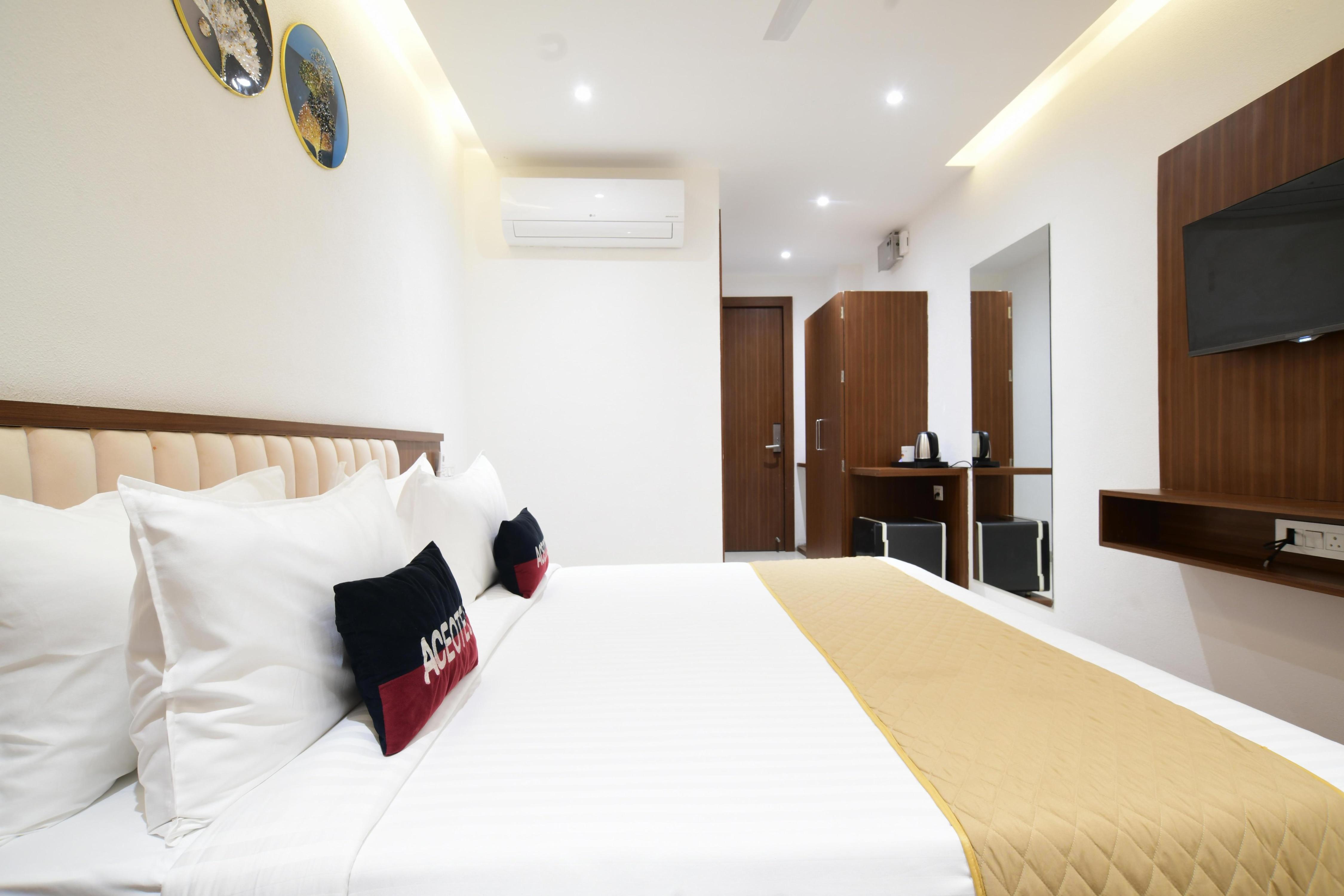 Aceotel Premier, Vijay Nagar Room Type - Ace Deluxe Room