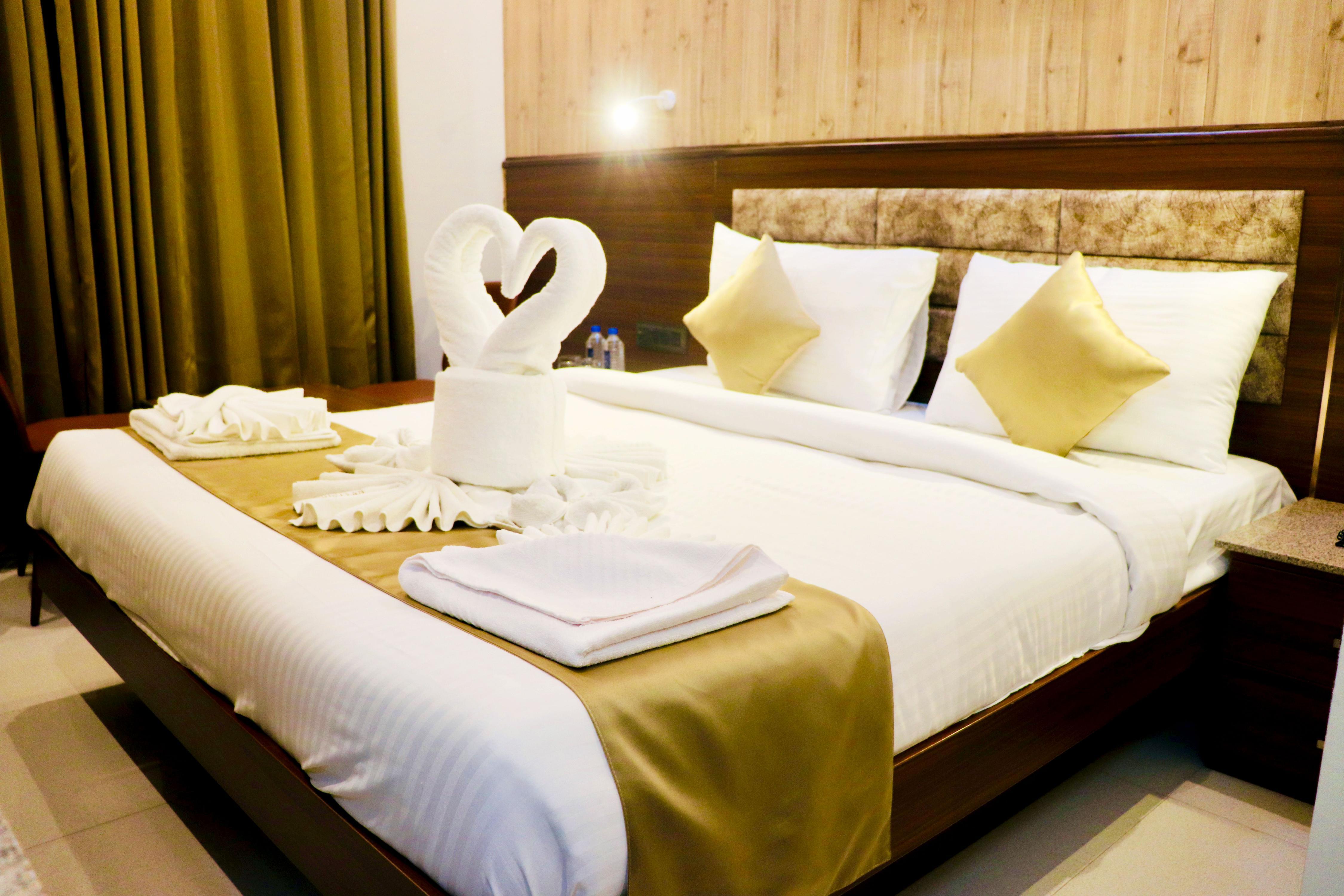 THE CLAN HOTEL - VIJAY NAGAR INDORE - Tap to explore photos