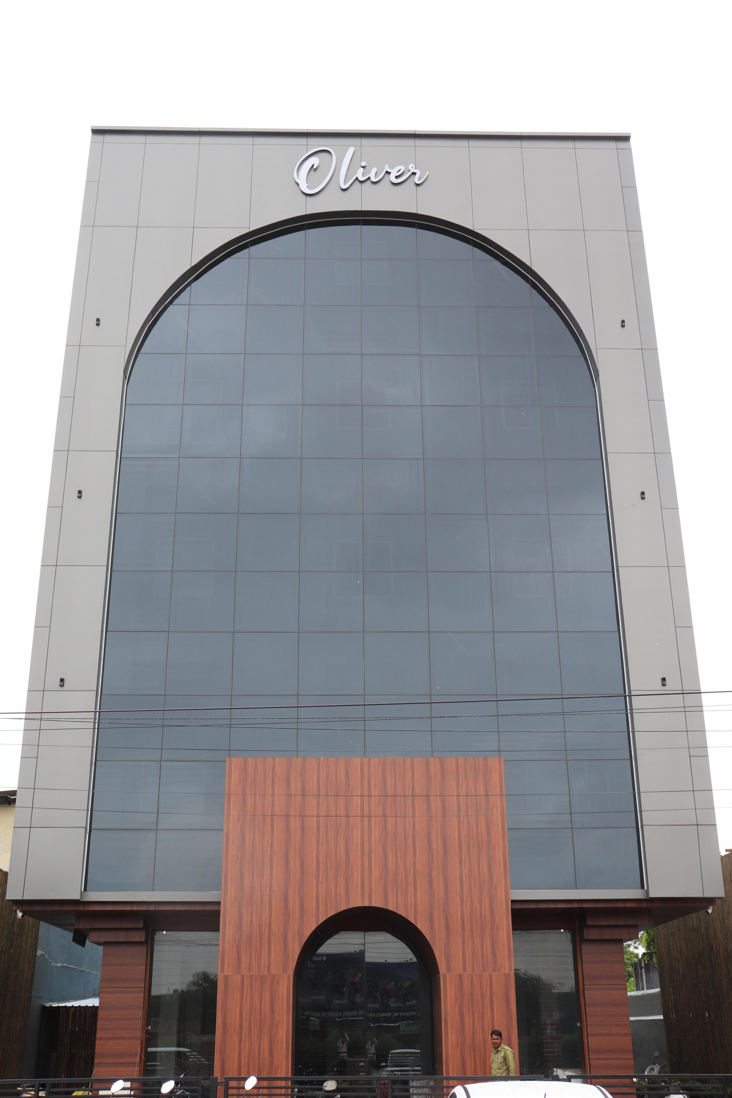 Oliver Hotels - Tap to explore photos