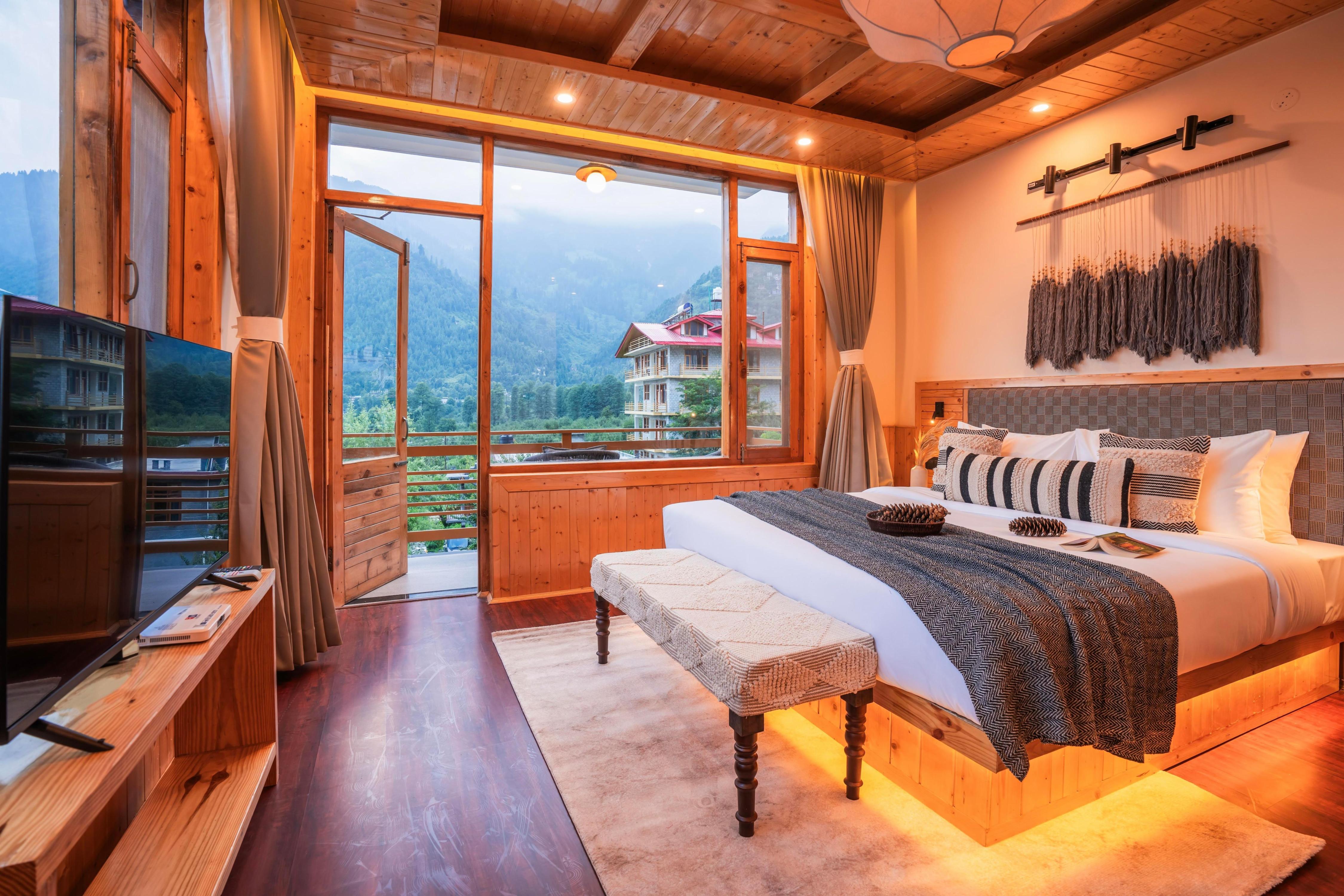 Olgah Manali Room Type - Premium Room (with balcony)
