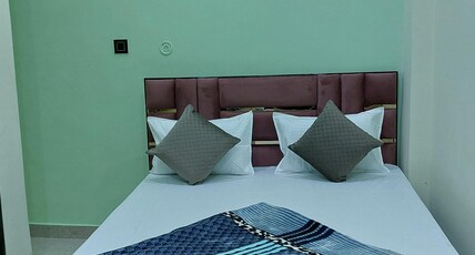 NARAYANI PAYING GUEST HOUSE Room Type - Bedroom 2