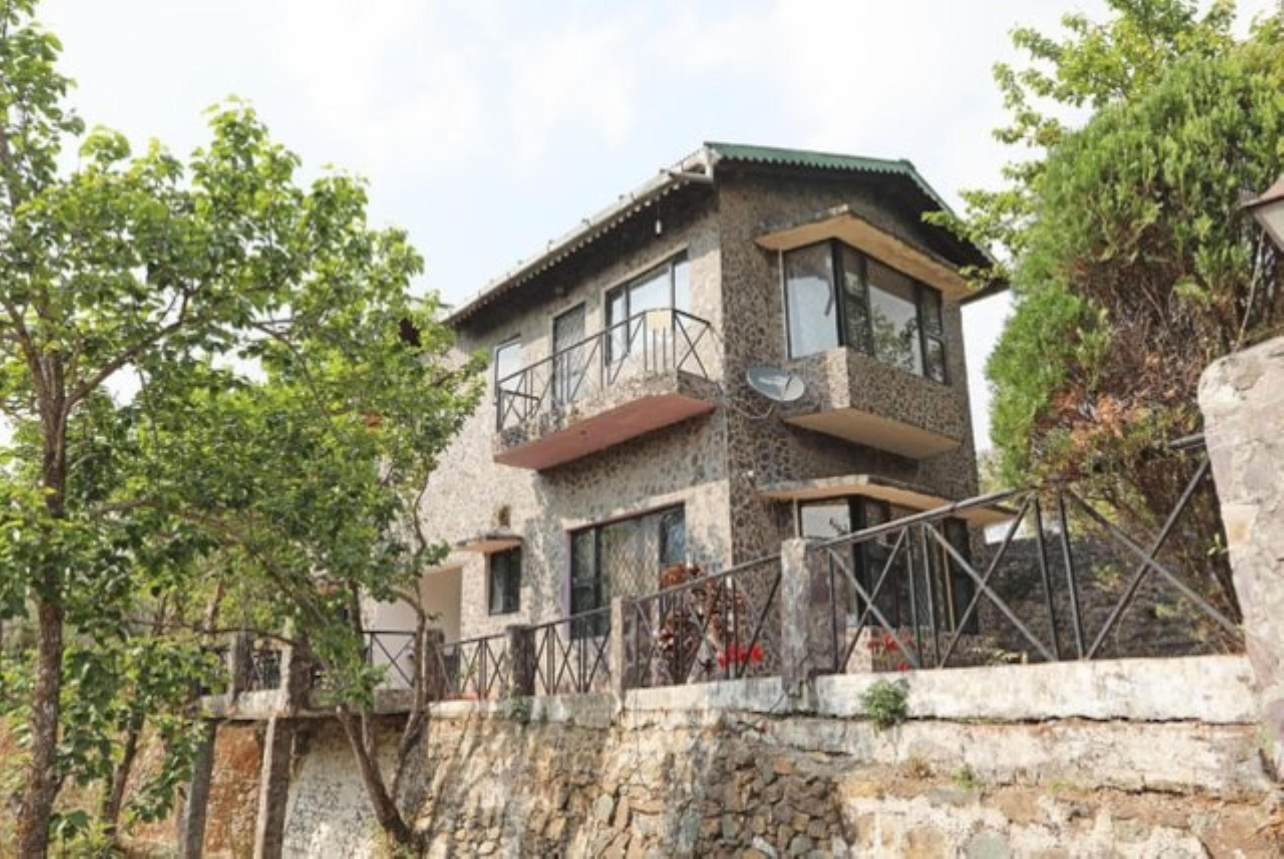 The Wood Walk Homestay - Tap to explore photos
