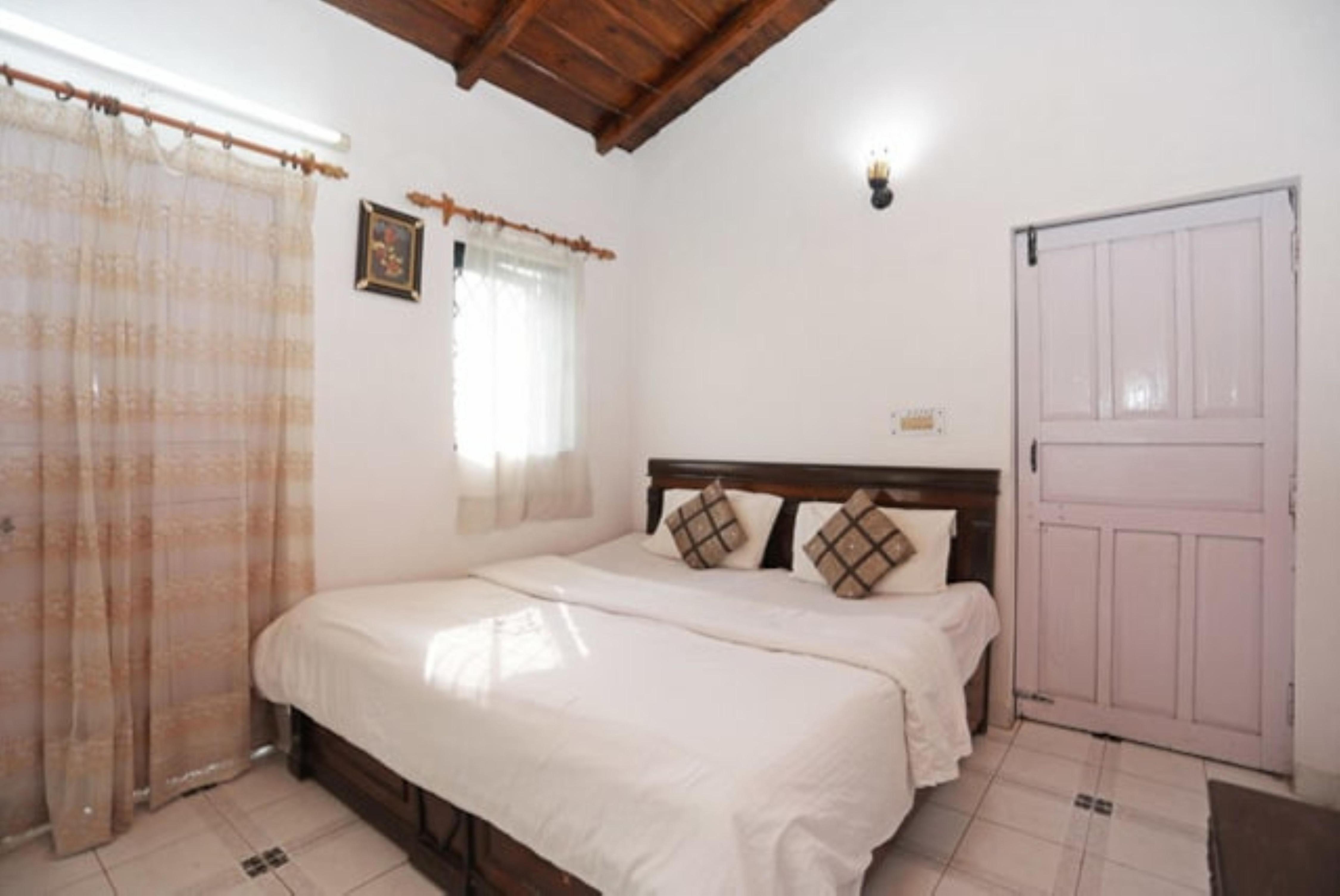 The Wood Walk Homestay - Tap to explore photos