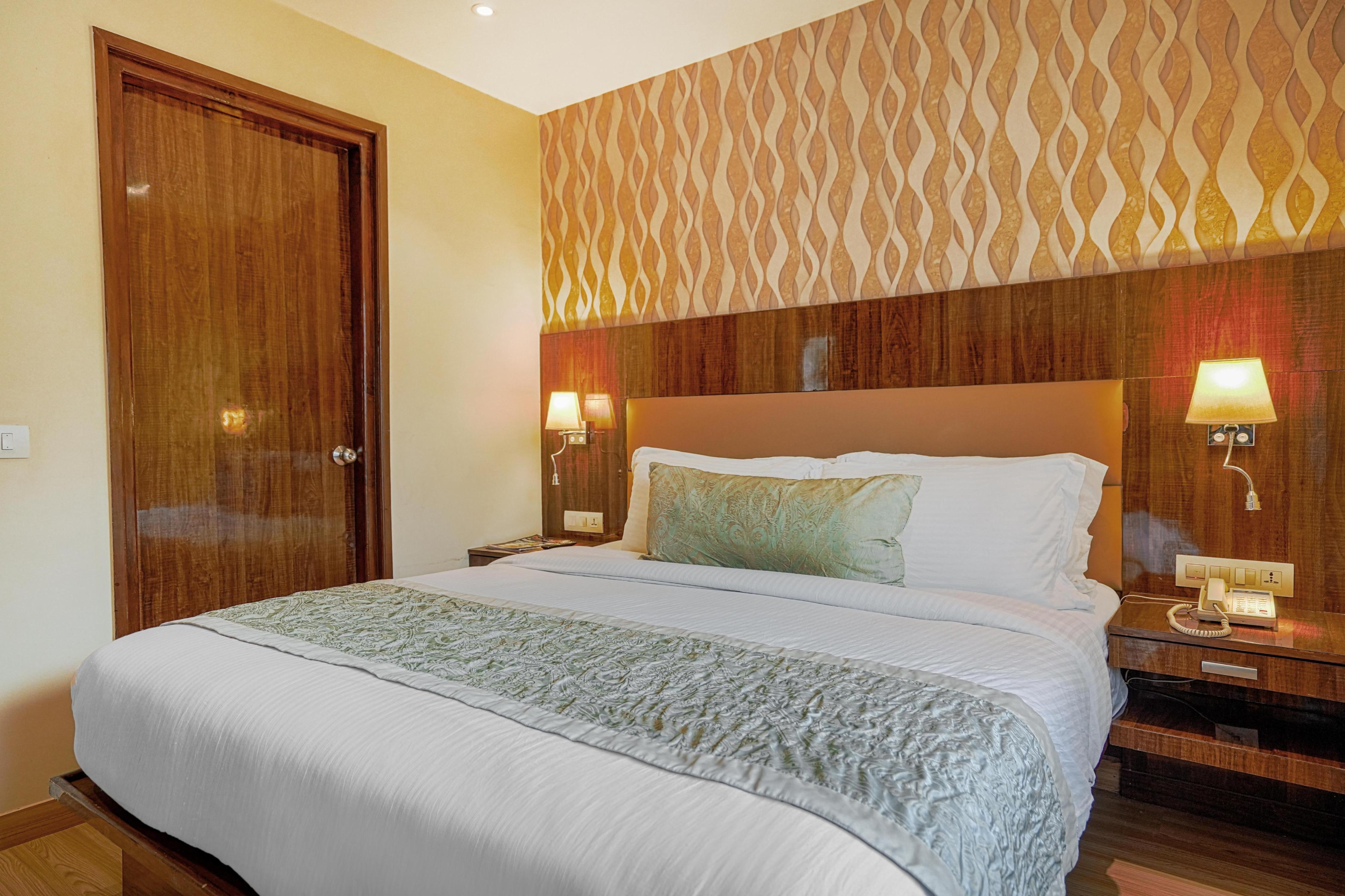 Aatmayog Luxury Manor Hilltop Centrally Heated Resort - Tap to explore photos